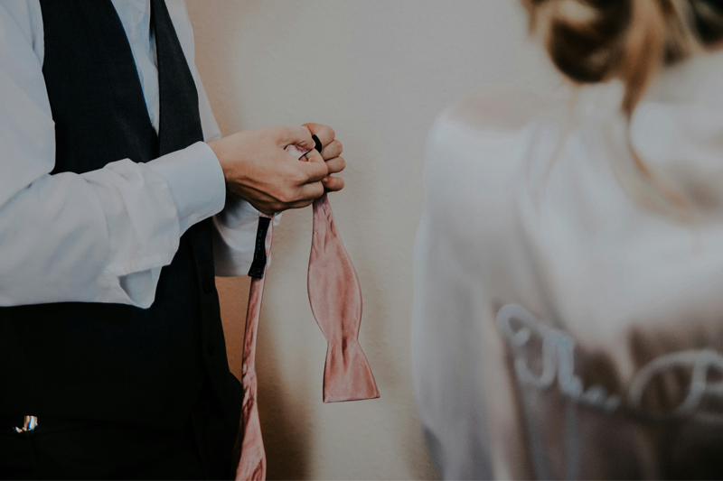 手結び式蝶ネクタイ